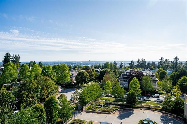 604 6833 STATION HILL DRIVE 30