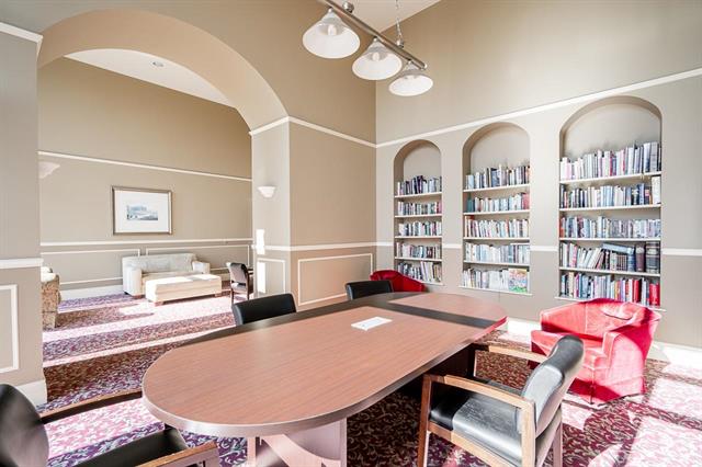604 6833 STATION HILL DRIVE 32