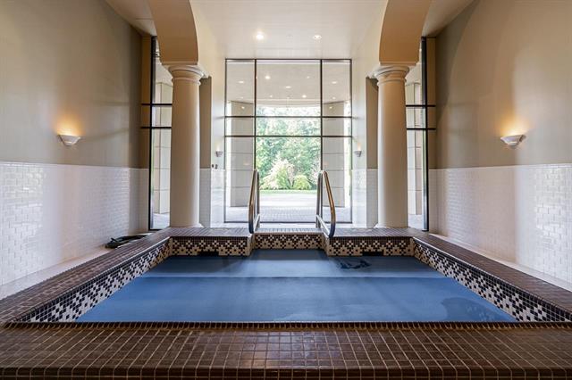 604 6833 STATION HILL DRIVE 35