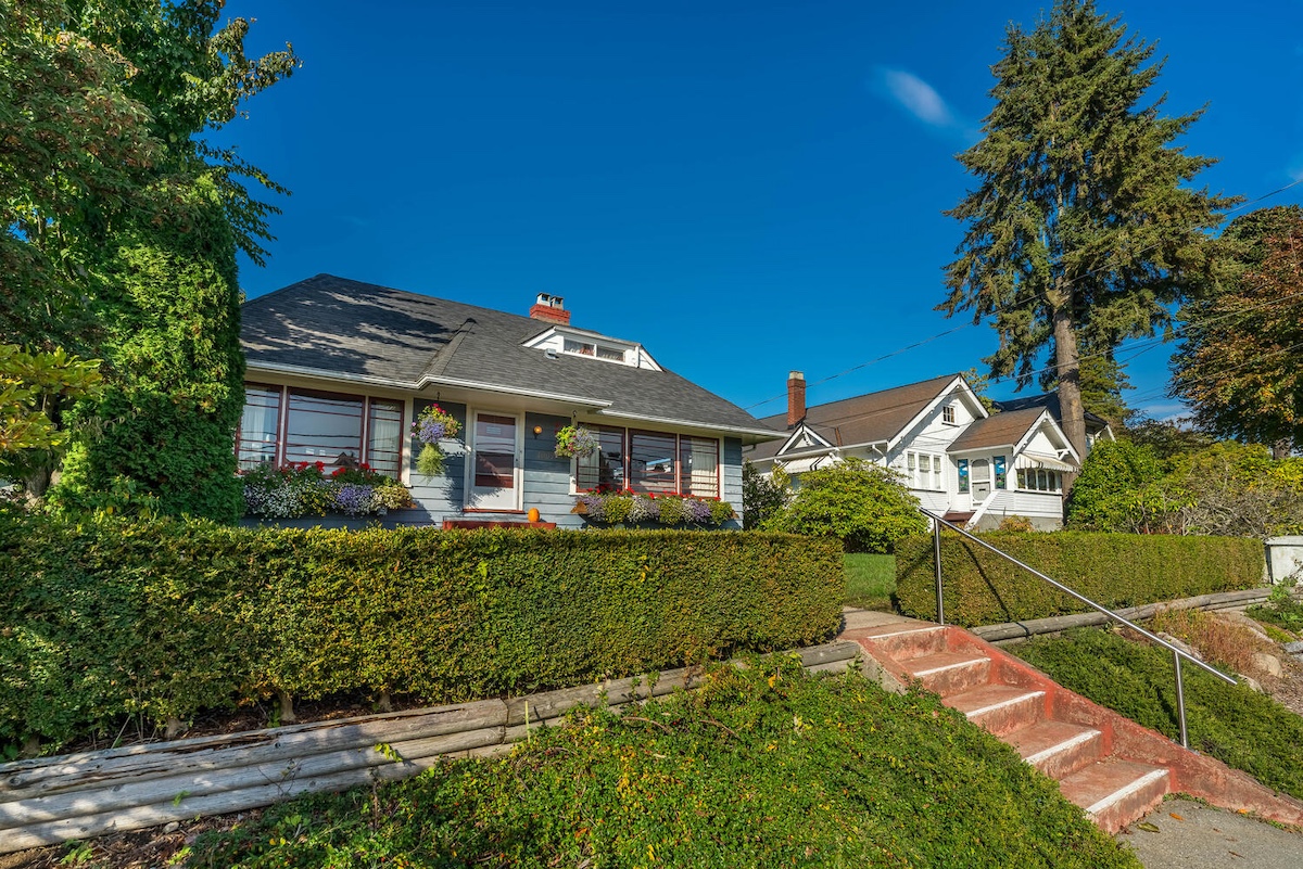 1007 Edinburgh Street, New Westminster