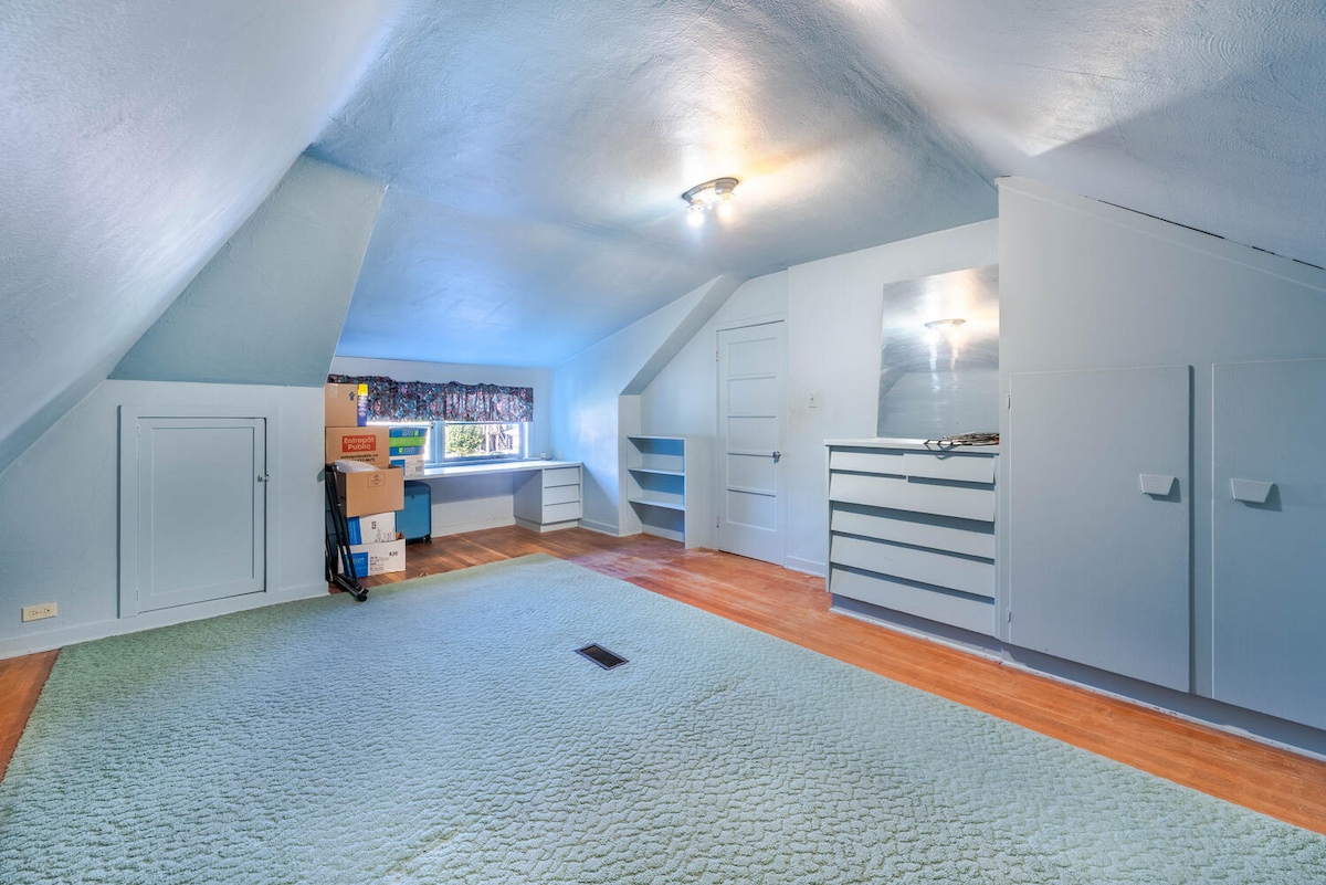 1007 Edinburgh Street, New Westminster 17