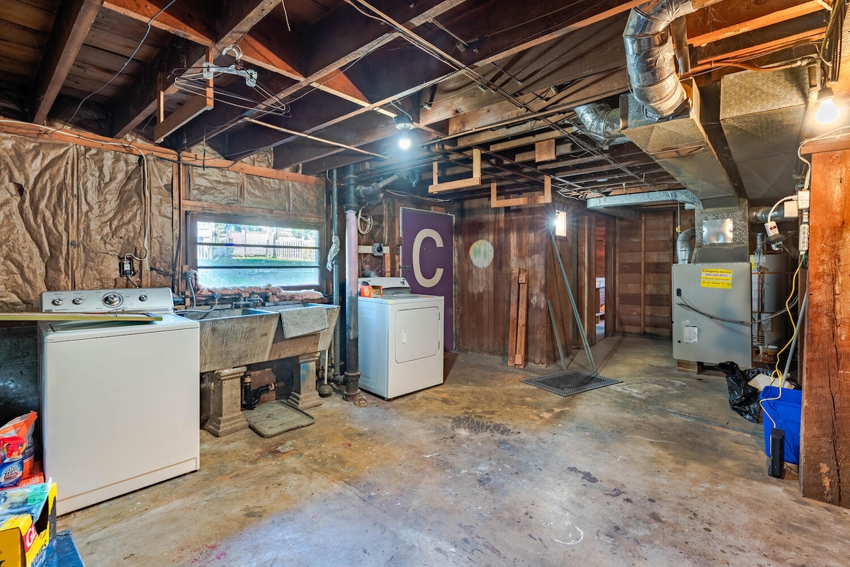 1007 Edinburgh Street, New Westminster 22