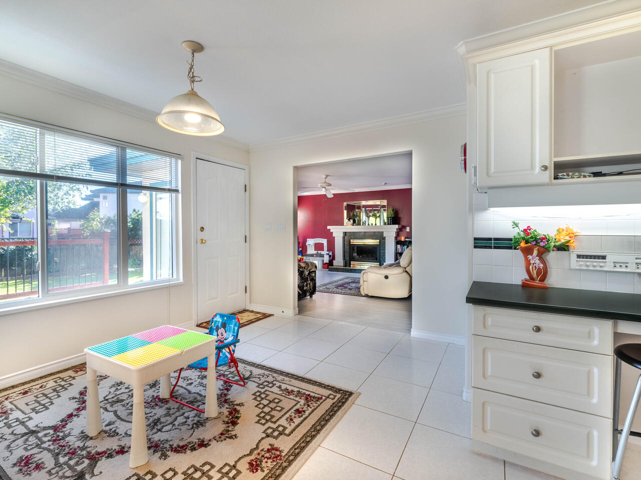 1210 Salter Street, New Westminster 10