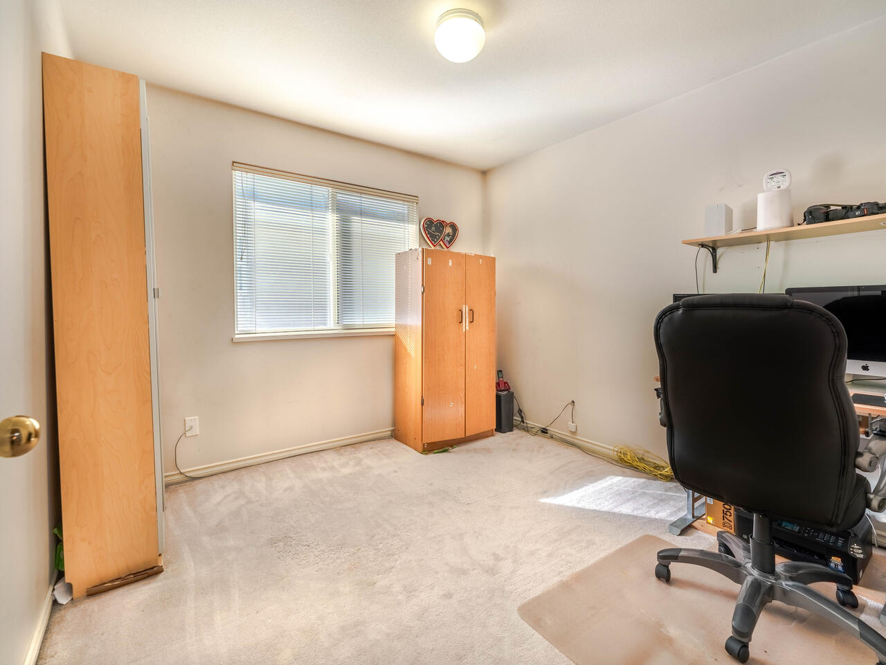 1210 Salter Street, New Westminster 18