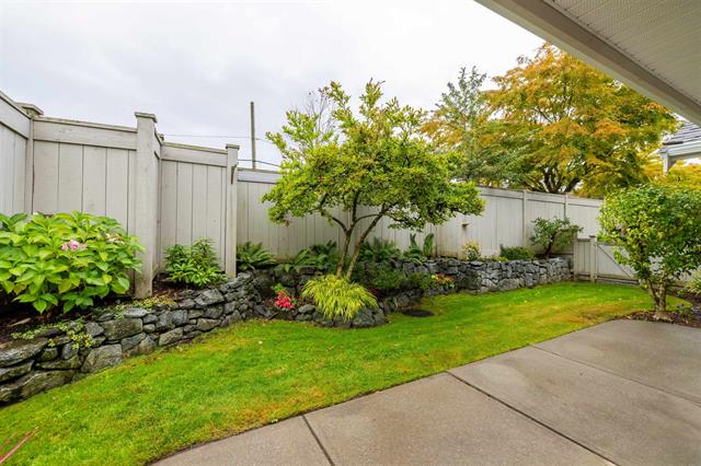 74-17516 4 Ave, Surrey 19