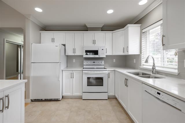 74-17516 4 Ave, Surrey 7
