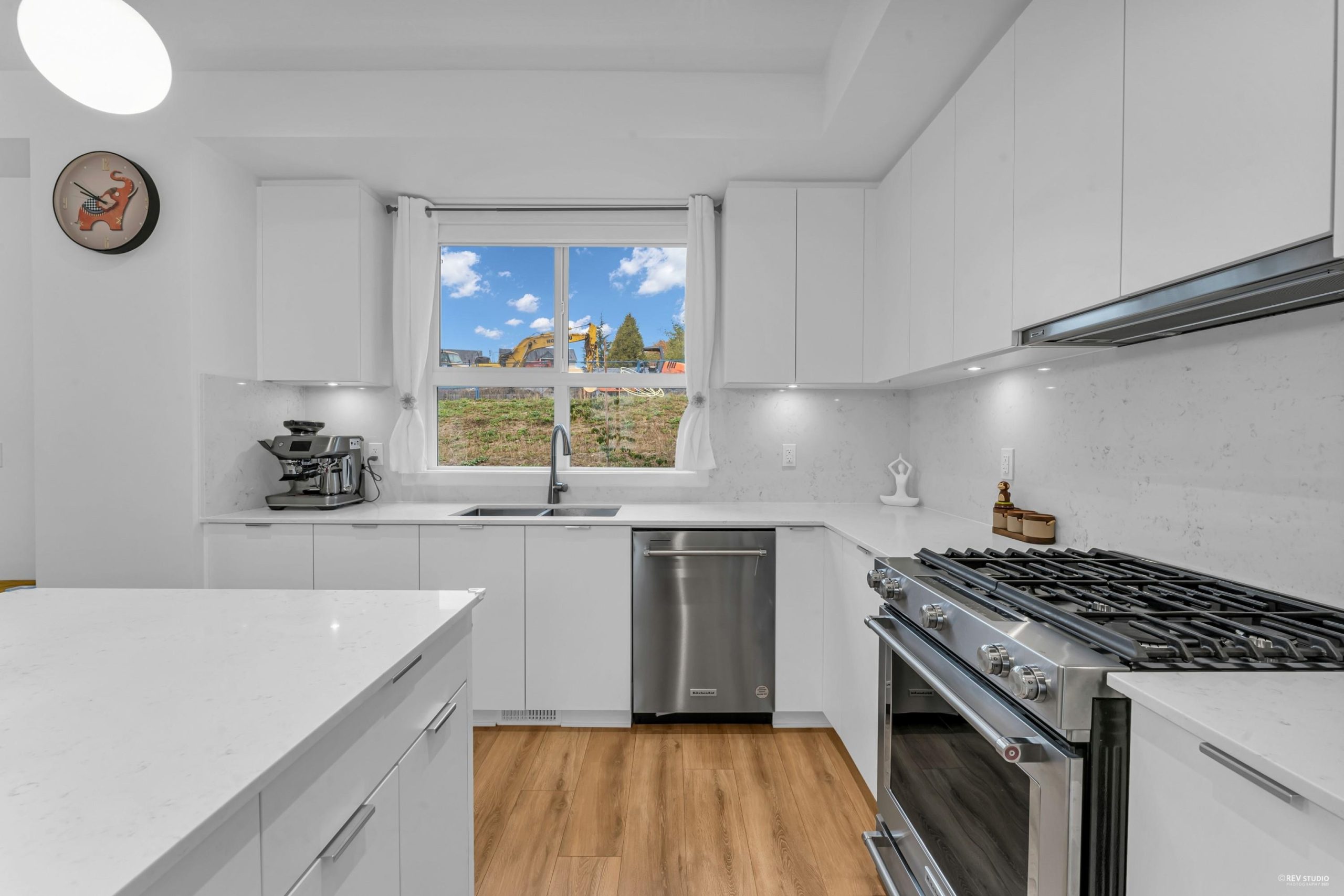 110 16561 17A AVENUE, South Surrey White Rock 9