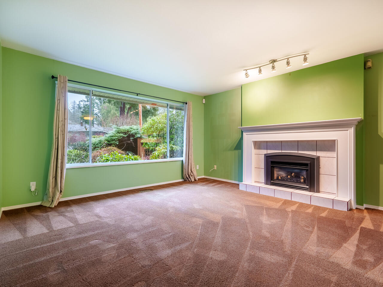 12717 107A Avenue, Surrey 5