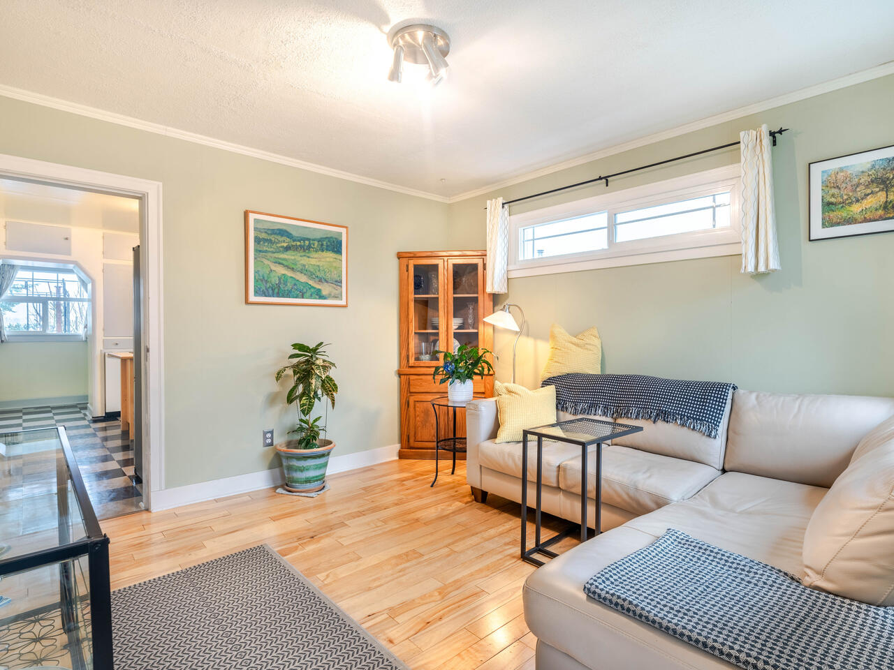 2334 Trapp Road, New Westminster 4