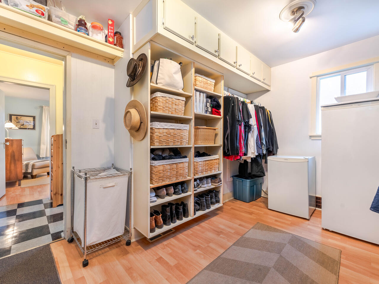 2334 Trapp Road, New Westminster 10