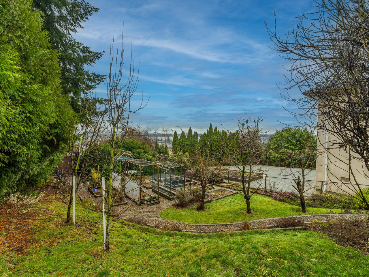 2334 Trapp Road, New Westminster 25
