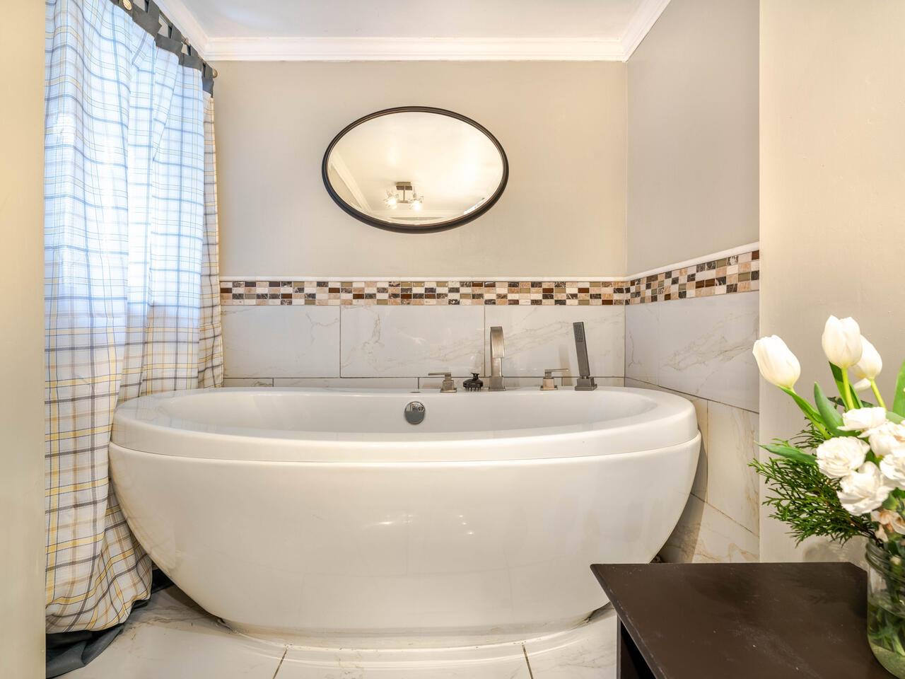 1408 Nanaimo Street, New Westminster 14