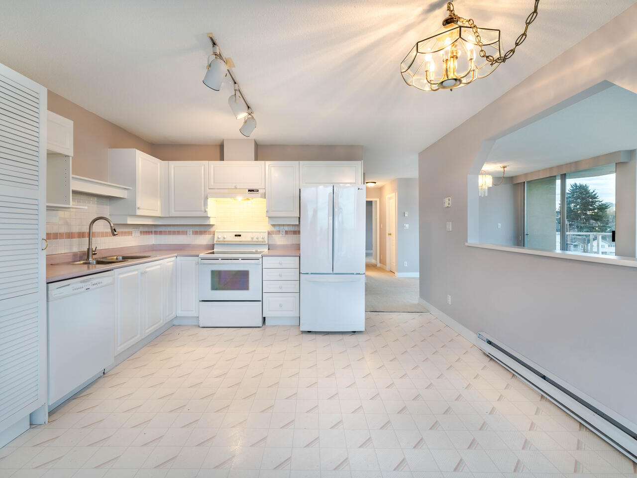 504-412 Twelfth St, New Westminster 14
