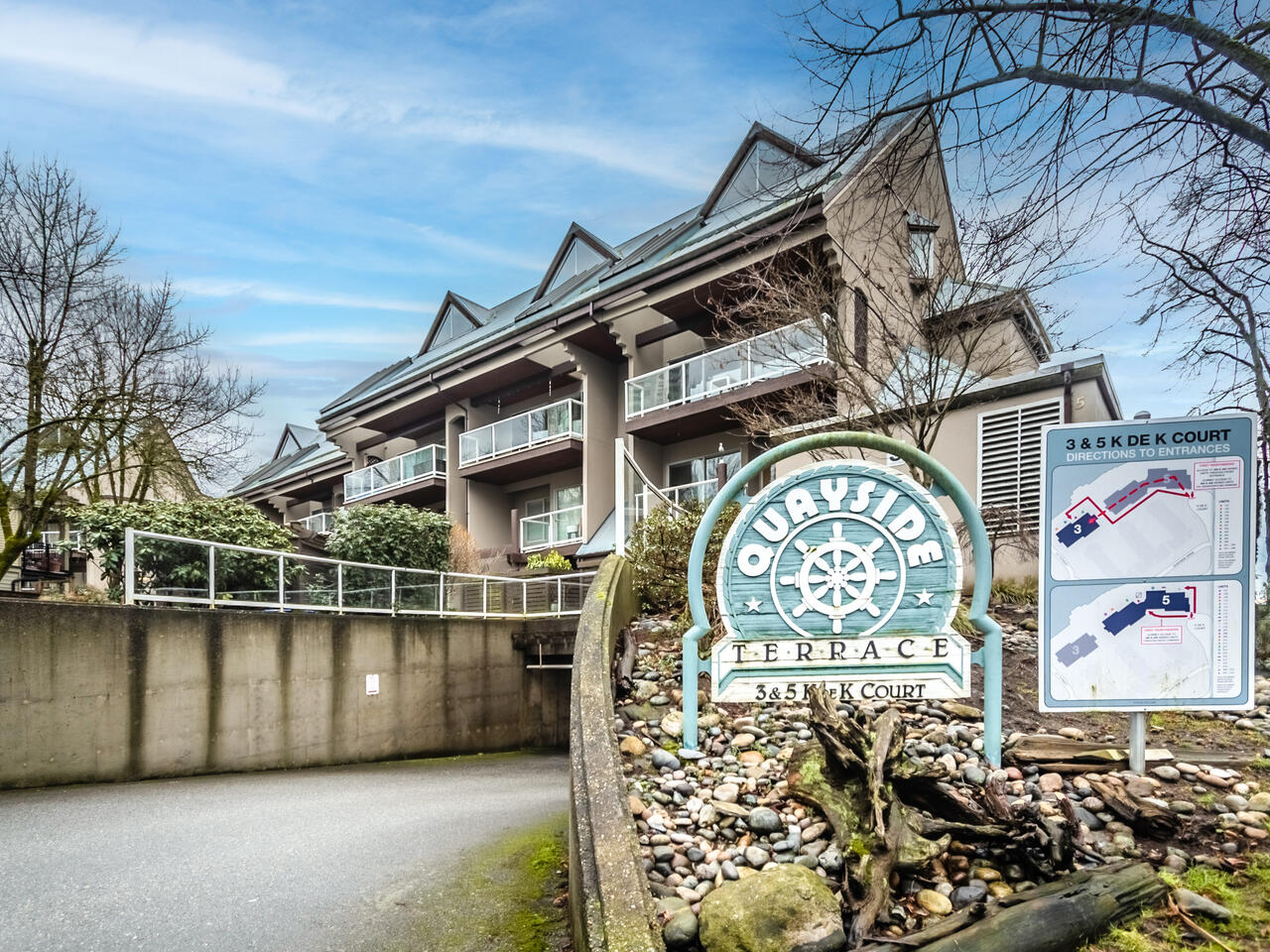 412 5 K DE K Court, New Westminster 3