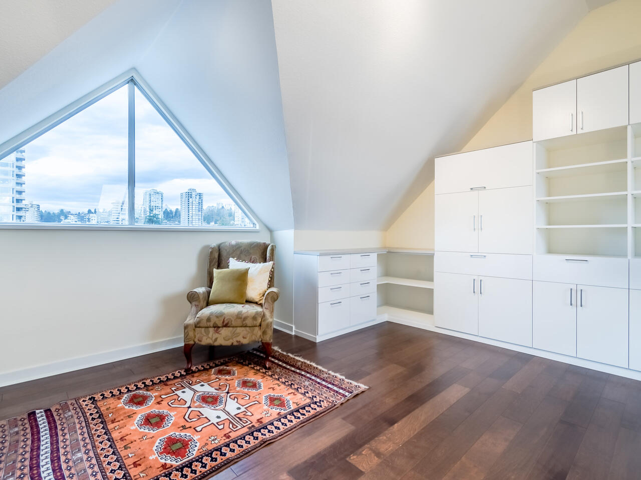 412 5 K DE K Court, New Westminster 22
