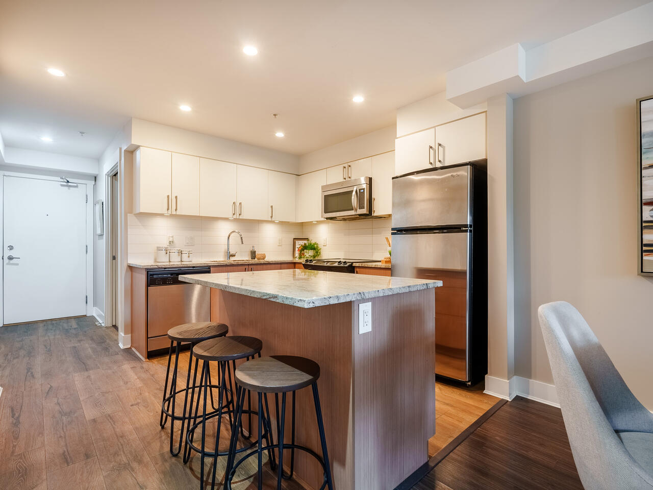220 55 EIGHTH AVENUE, NEW WESTMINSTER 12
