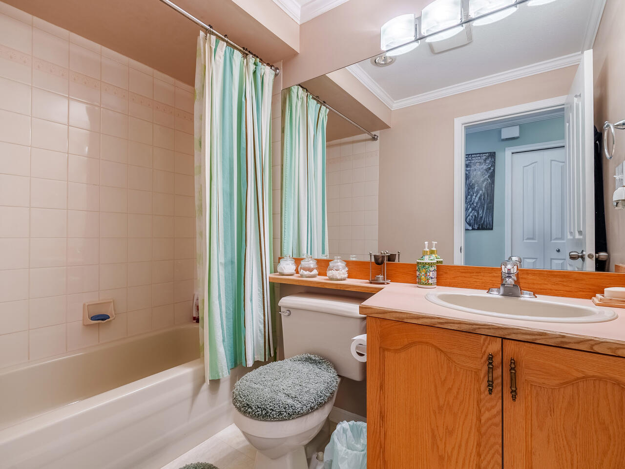 15-9168 Fleetwood Way, Surrey 17