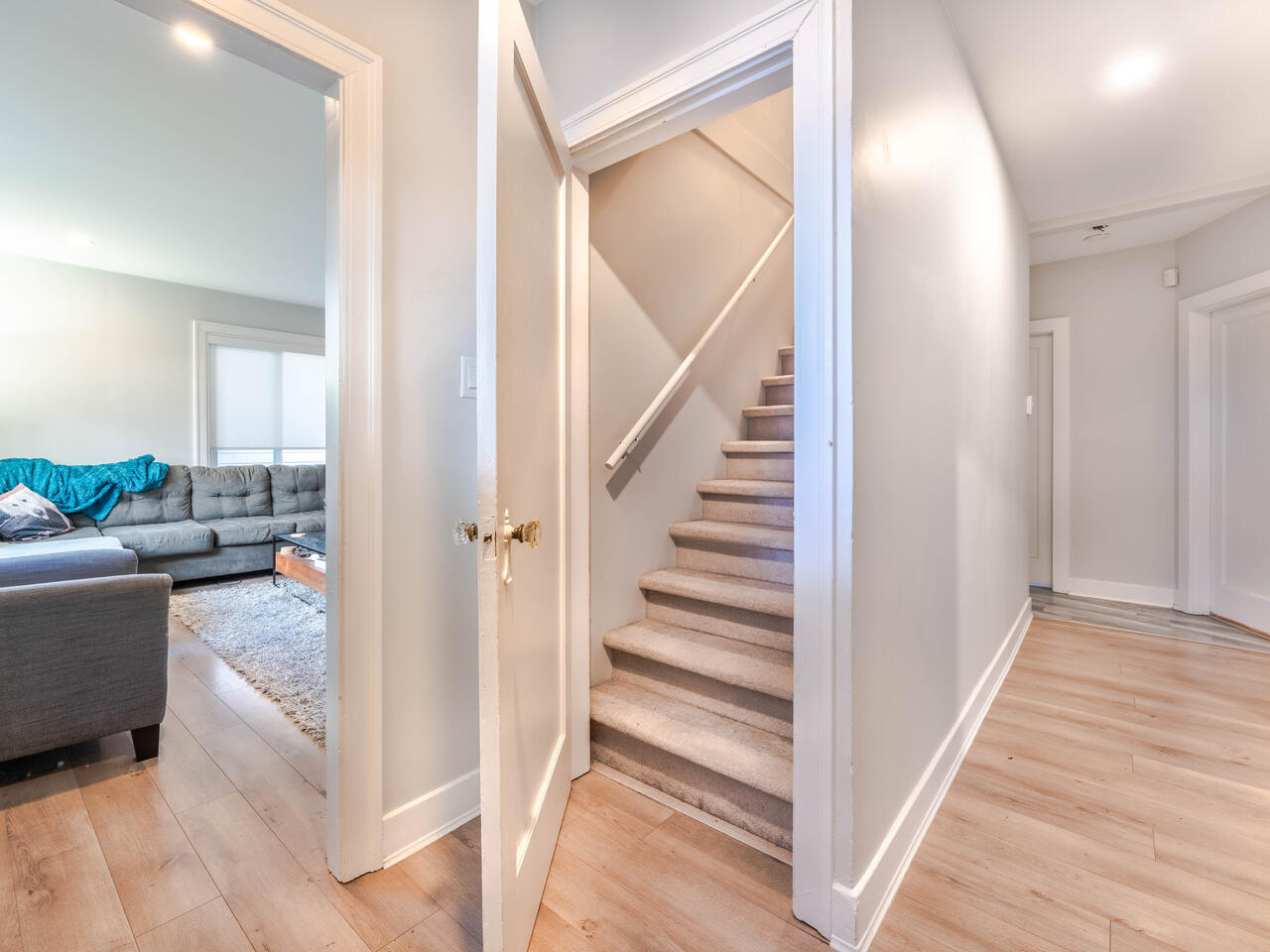 1703 Edinburgh Street, New Westminster 4