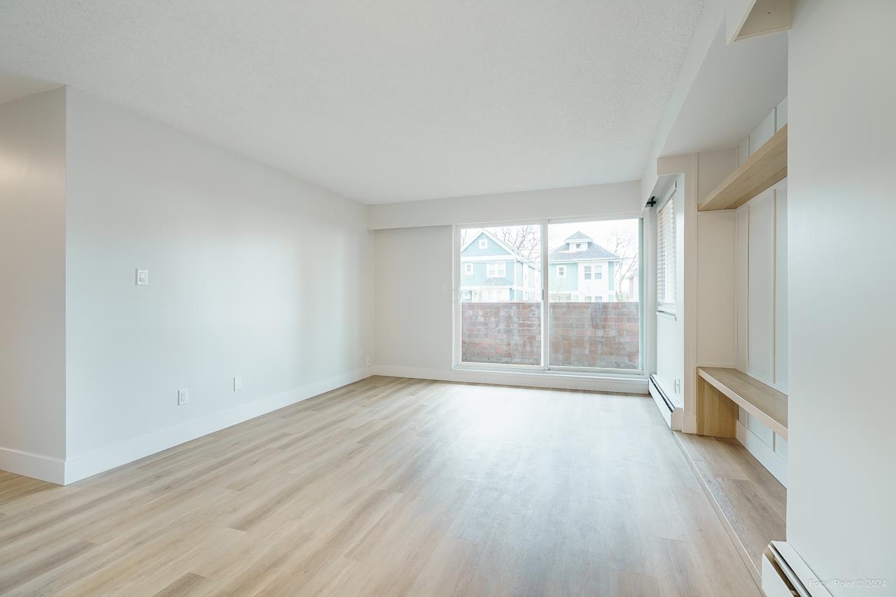 111 1011 FOURTH AVENUE 10
