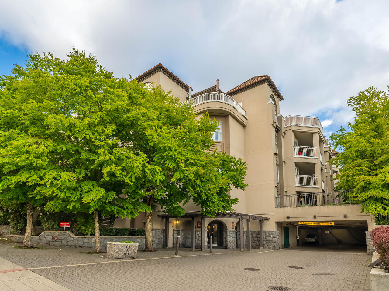 310-519 Twelfth Street, New Westminster 2