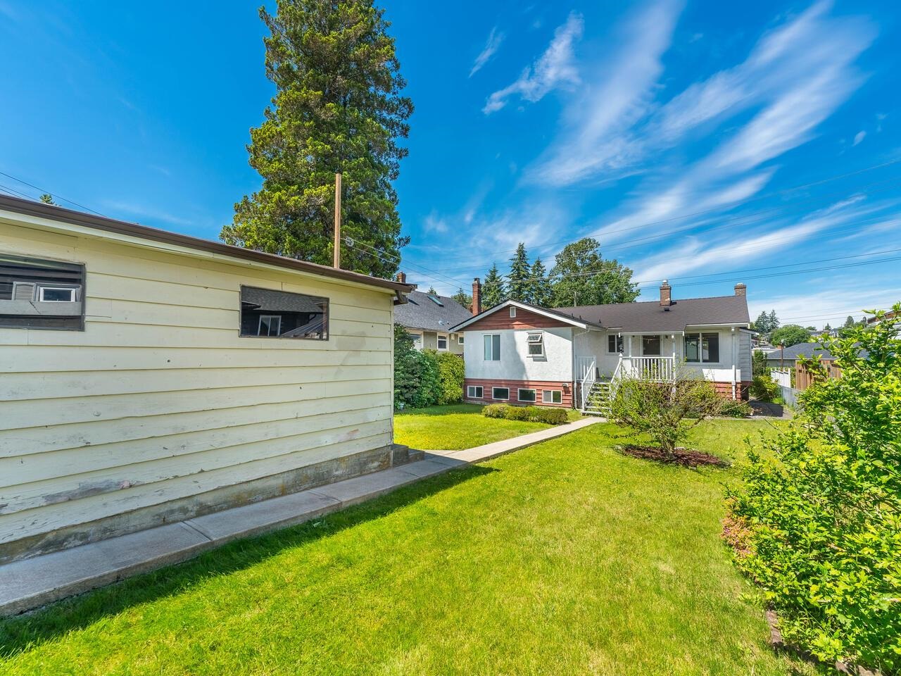 910 TENTH AVENUE, NEW WESTMINSTER 23
