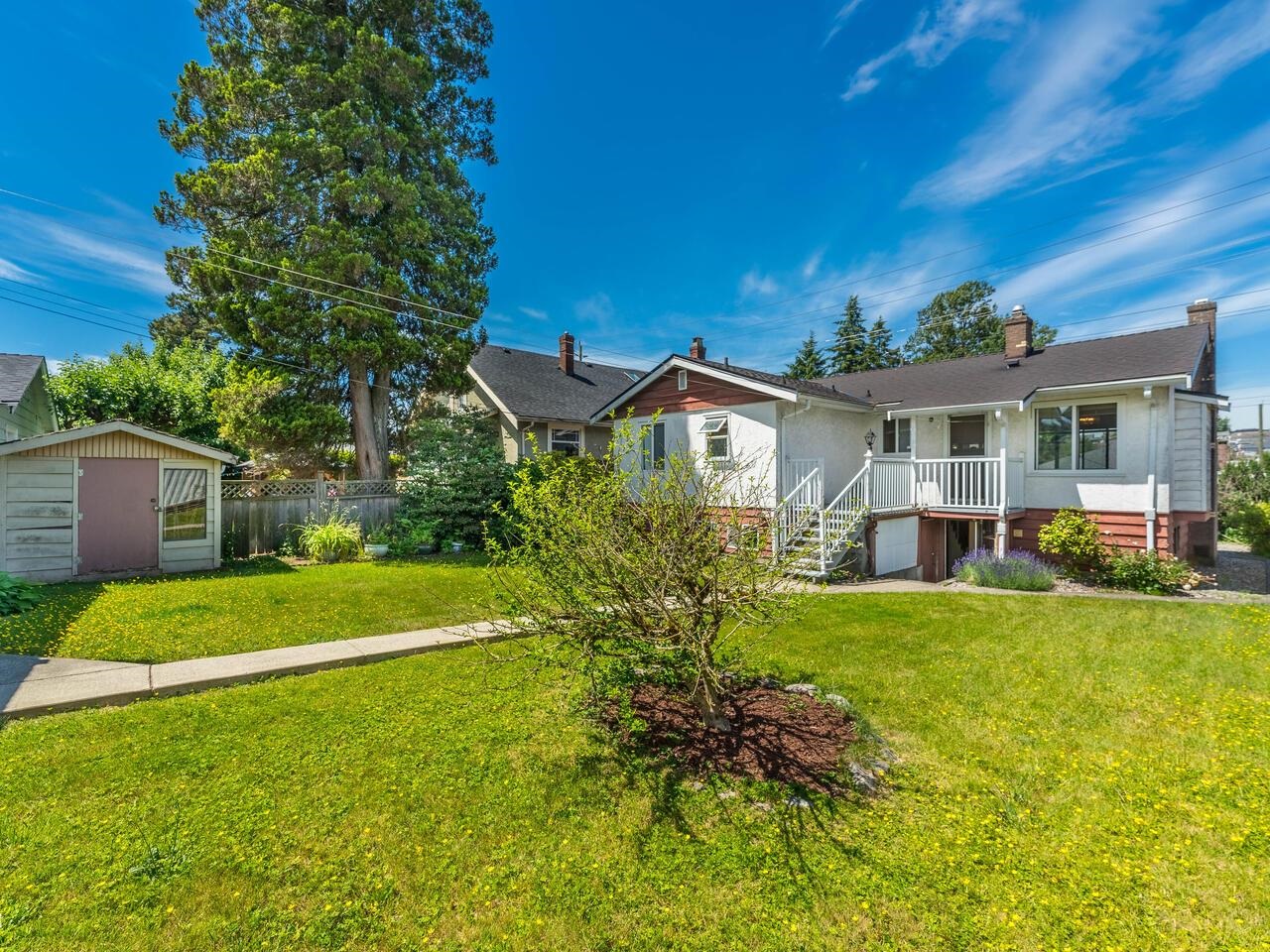 910 TENTH AVENUE, NEW WESTMINSTER 24
