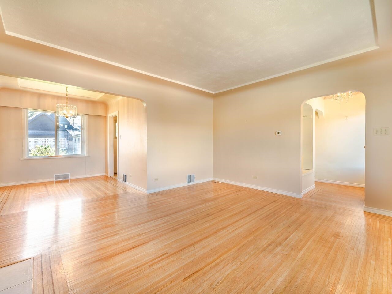 910 TENTH AVENUE, NEW WESTMINSTER 5