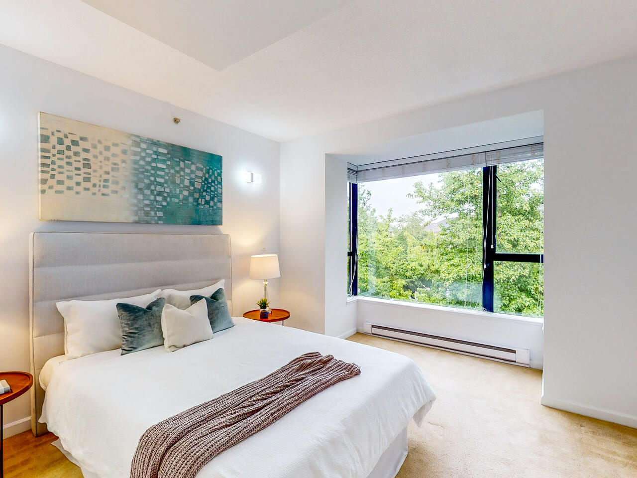 3 11 E ROYAL AVENUE, NEW WESTMINSTER 12