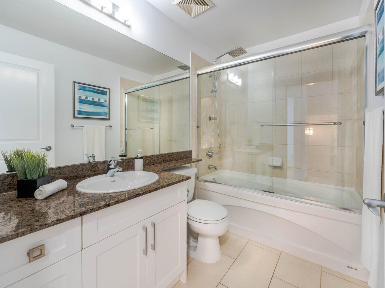 3 11 E ROYAL AVENUE, NEW WESTMINSTER 34