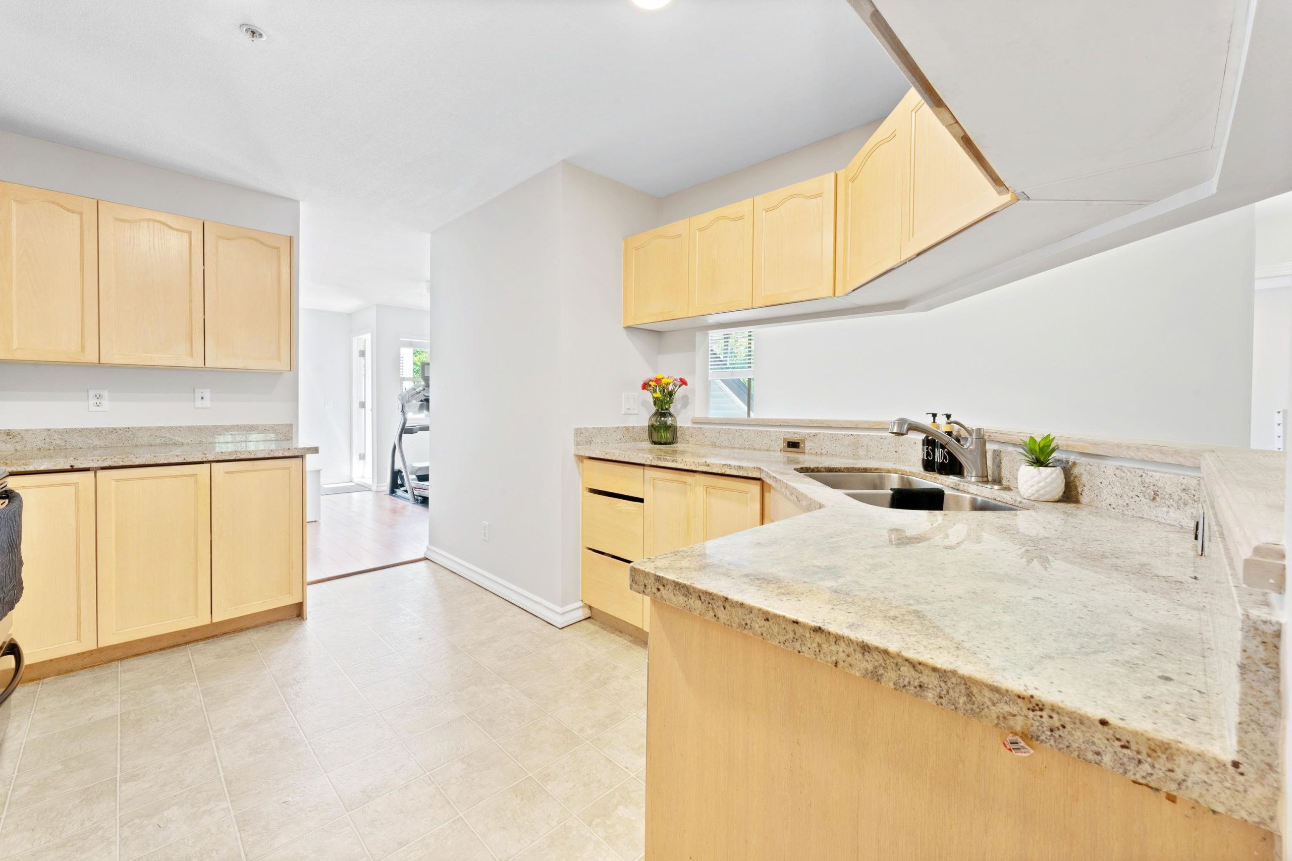 59 19160 119 AVENUE 5