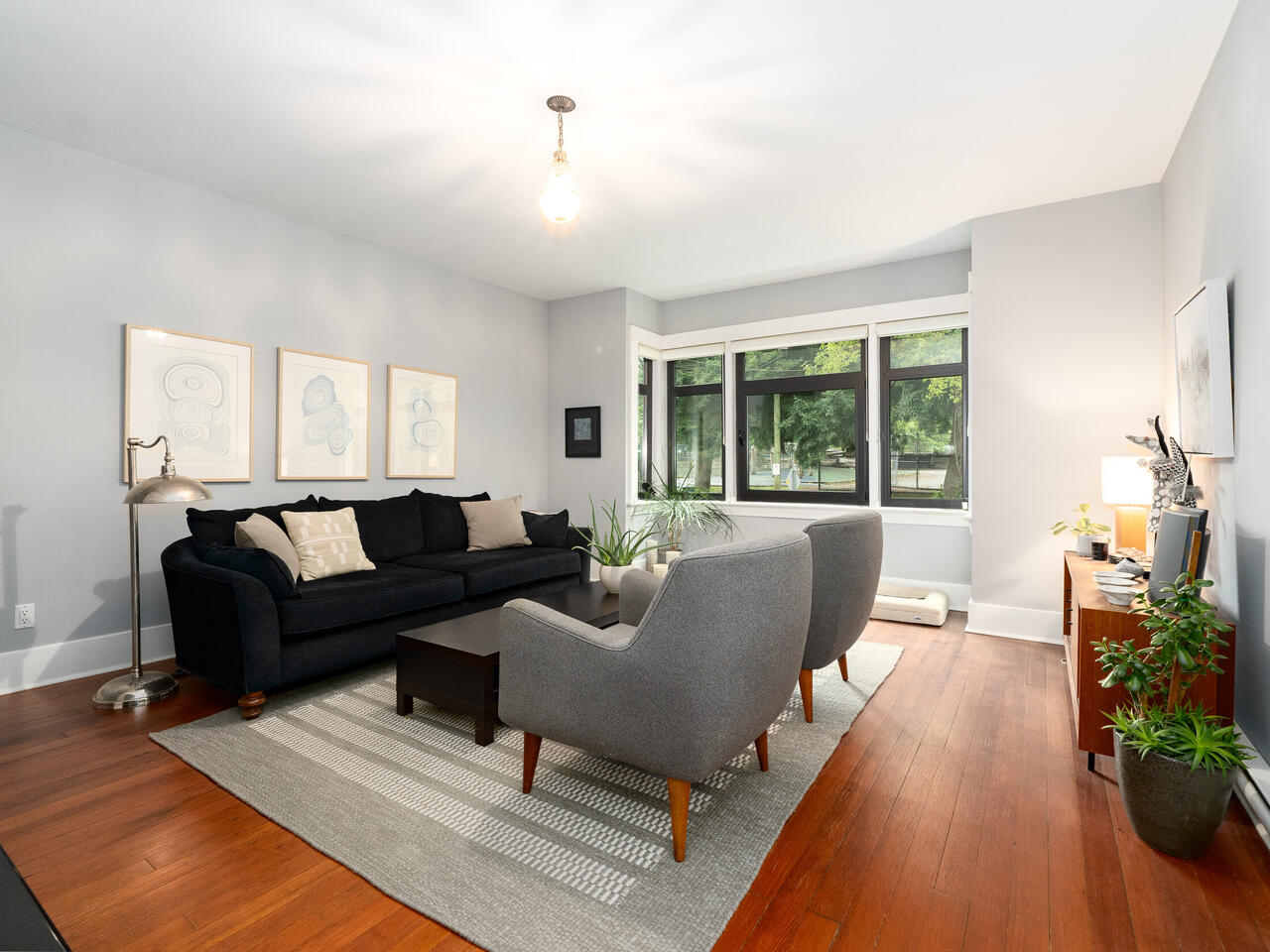 825 Ridgeway Avenue, North Vancouver 4