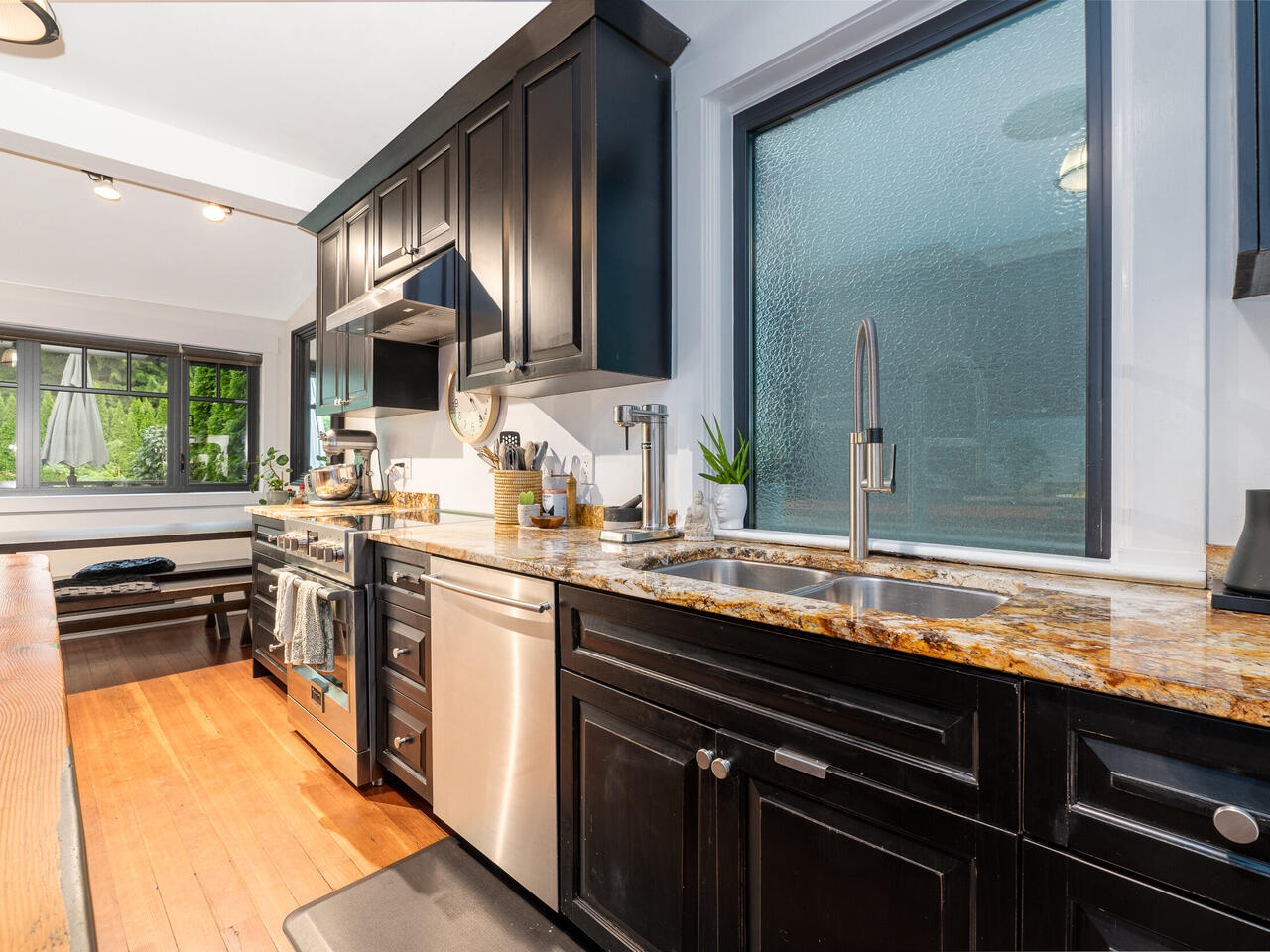 825 Ridgeway Avenue, North Vancouver 7