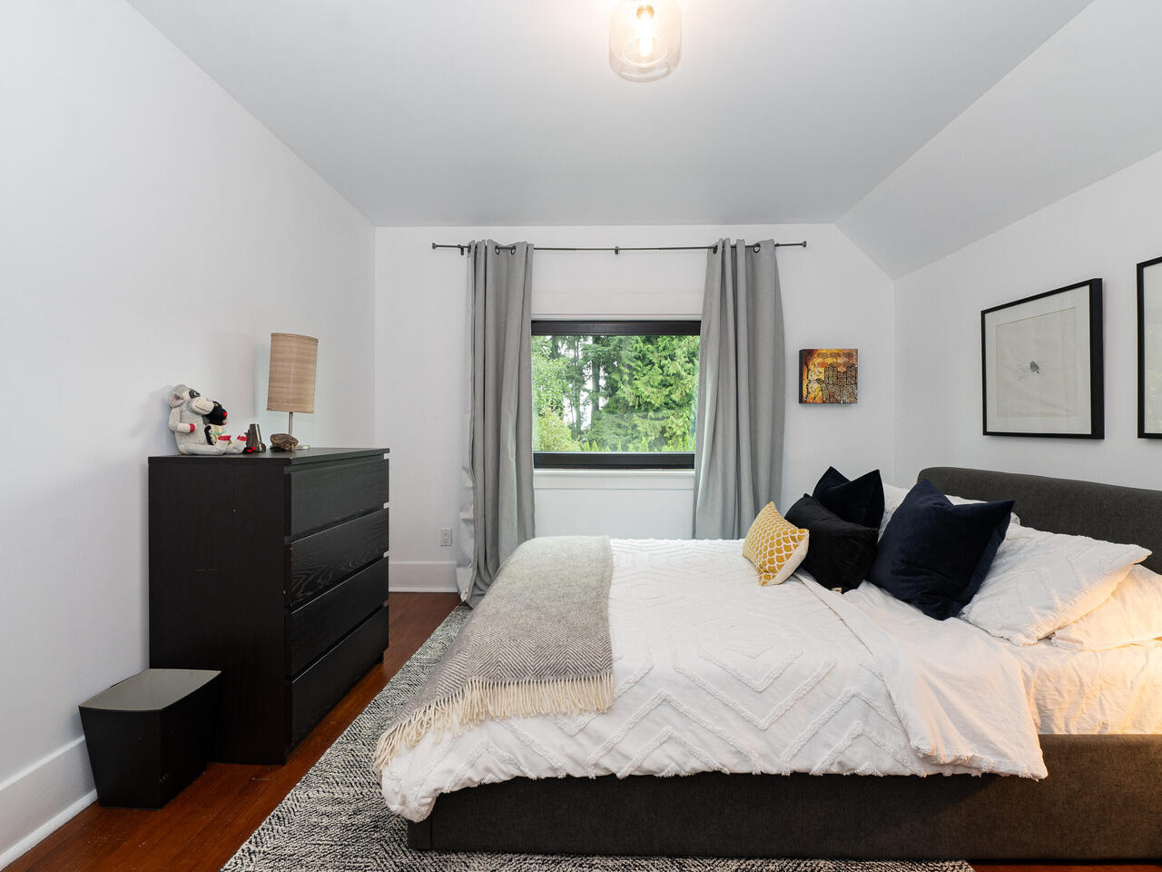 825 Ridgeway Avenue, North Vancouver 11