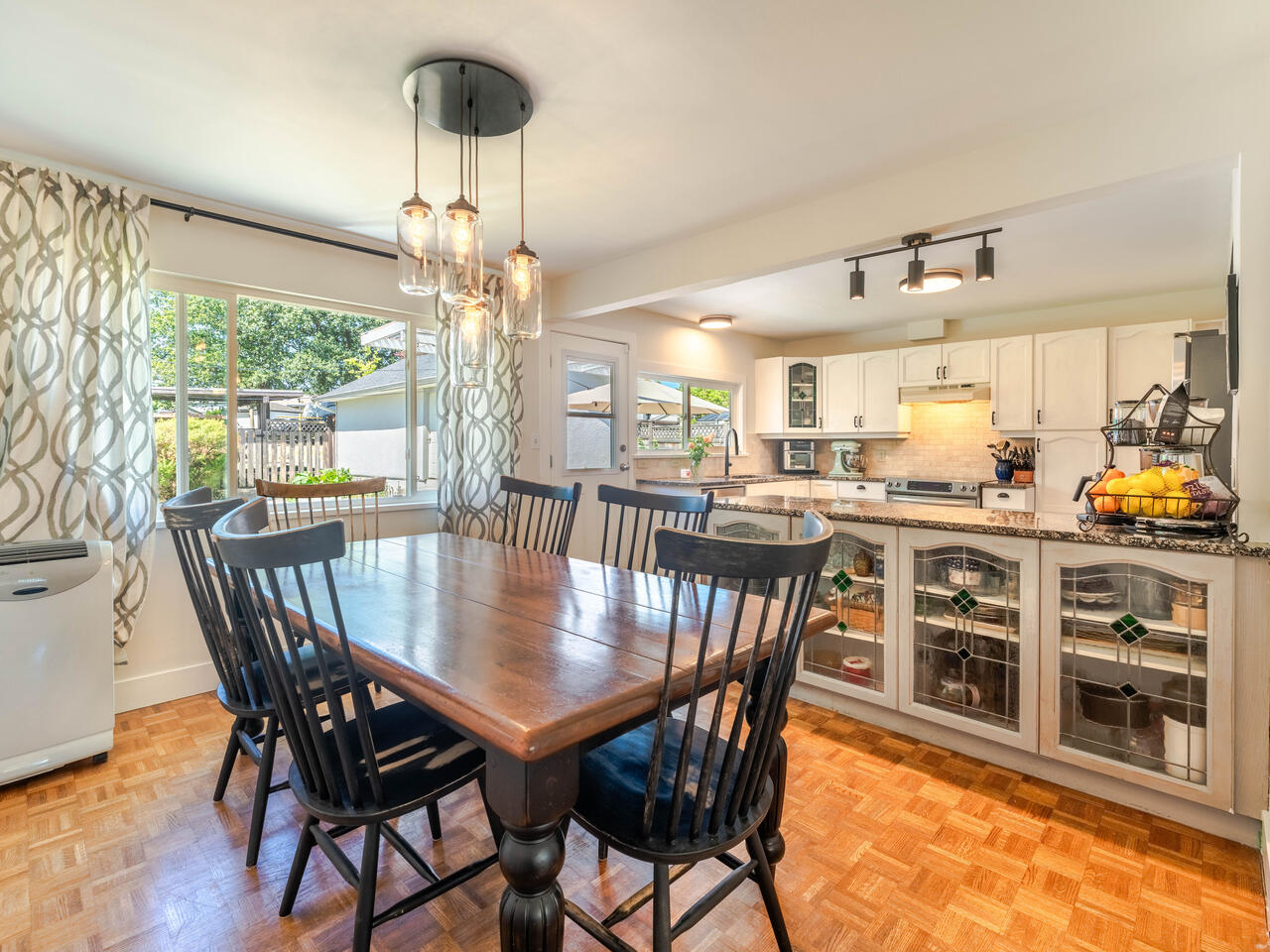 919 Laurel Street, New Westminster 8
