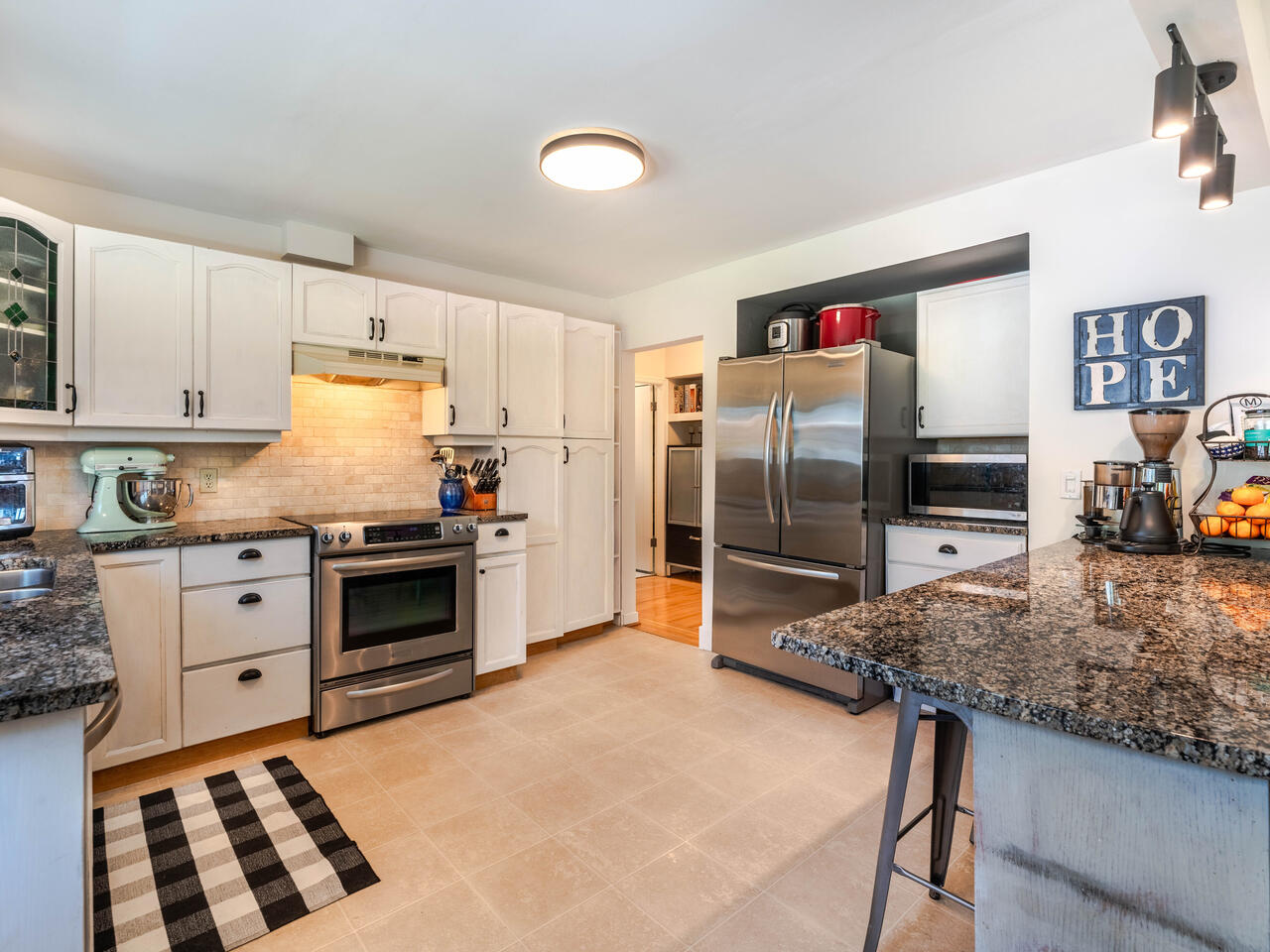 919 Laurel Street, New Westminster 12