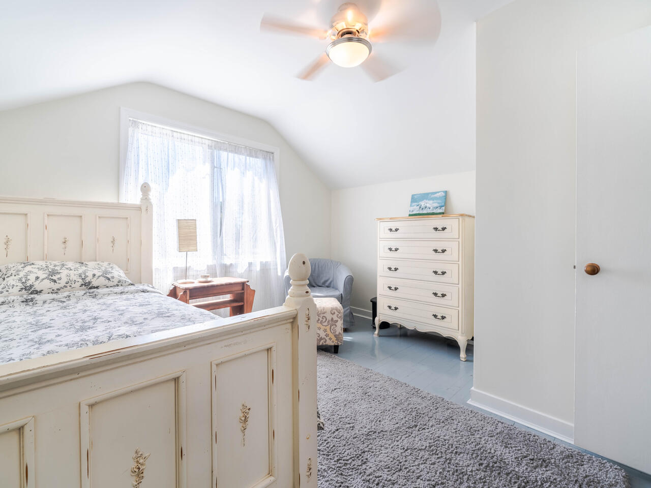 919 Laurel Street, New Westminster 17