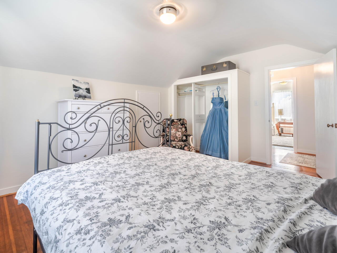 919 Laurel Street, New Westminster 19