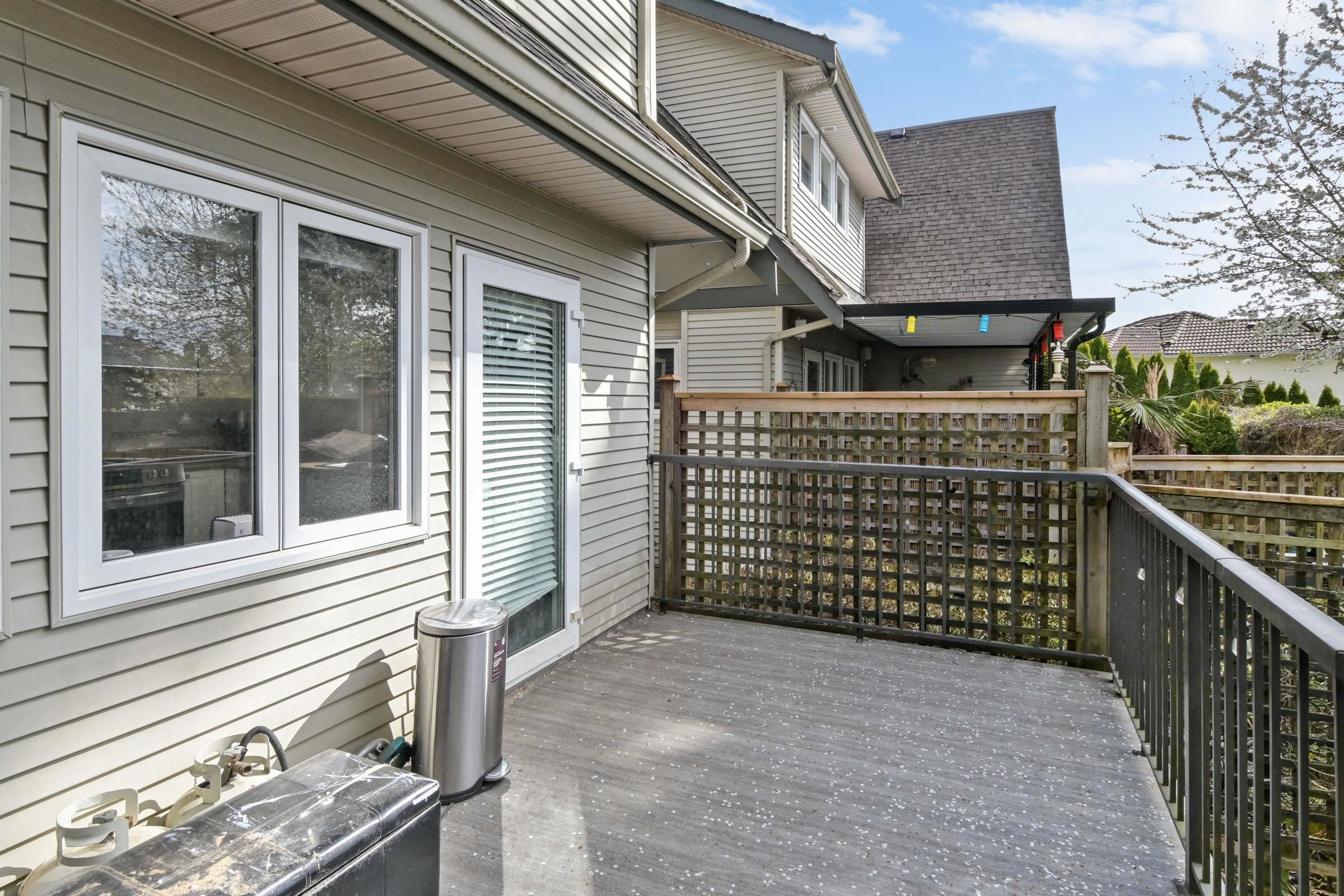 4 11530 84 AVENUE 15
