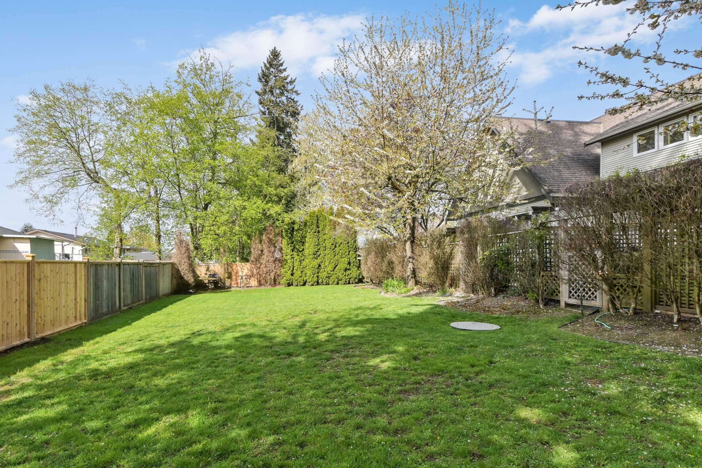4 11530 84 AVENUE 18