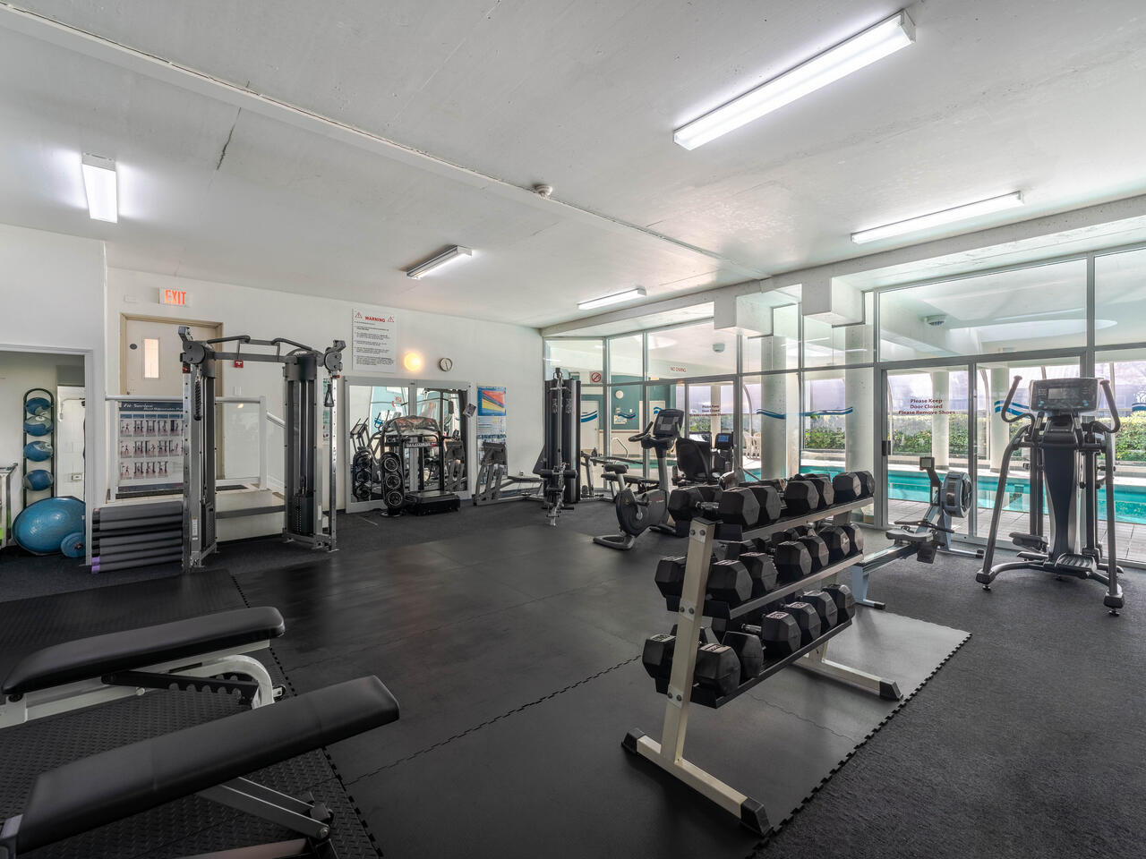 1003-1065 Quayside Drive, New Westminster 18