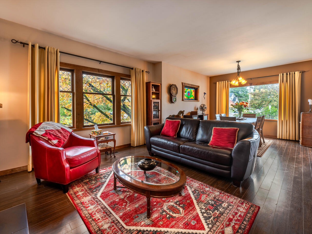 840 Tenth Street, New Westminster 5