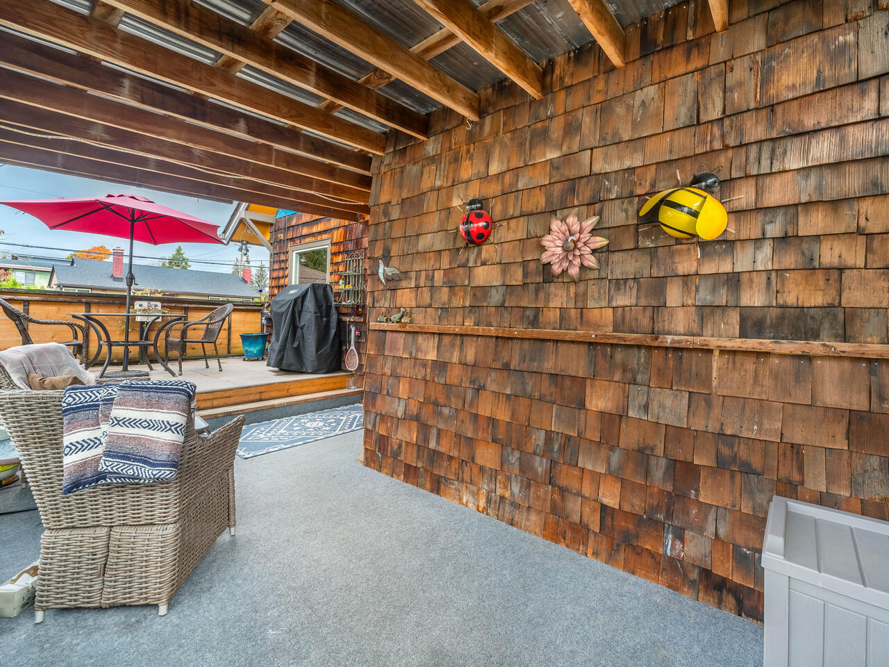 840 Tenth Street, New Westminster 13