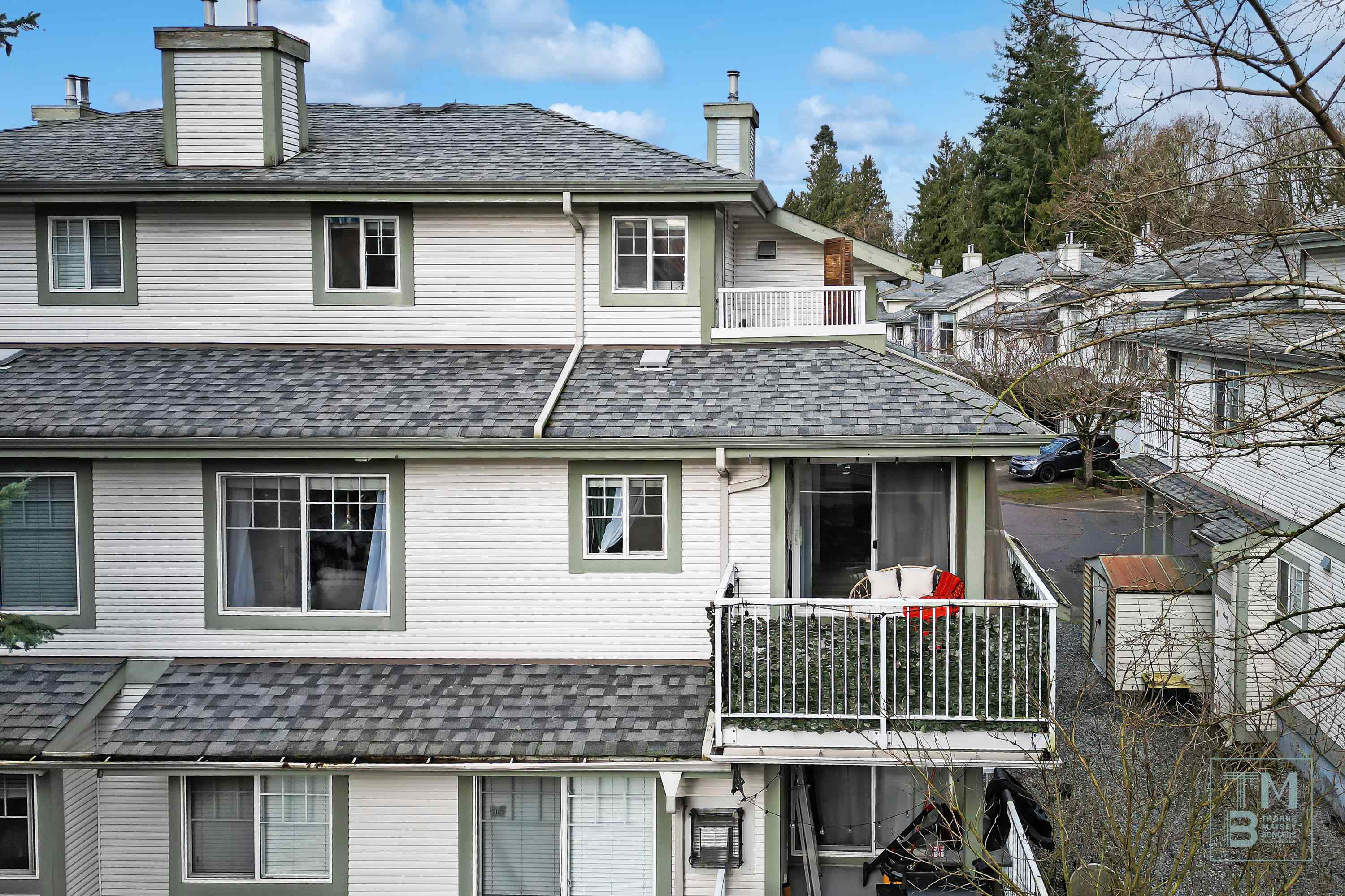 69 8892 208 STREET 38