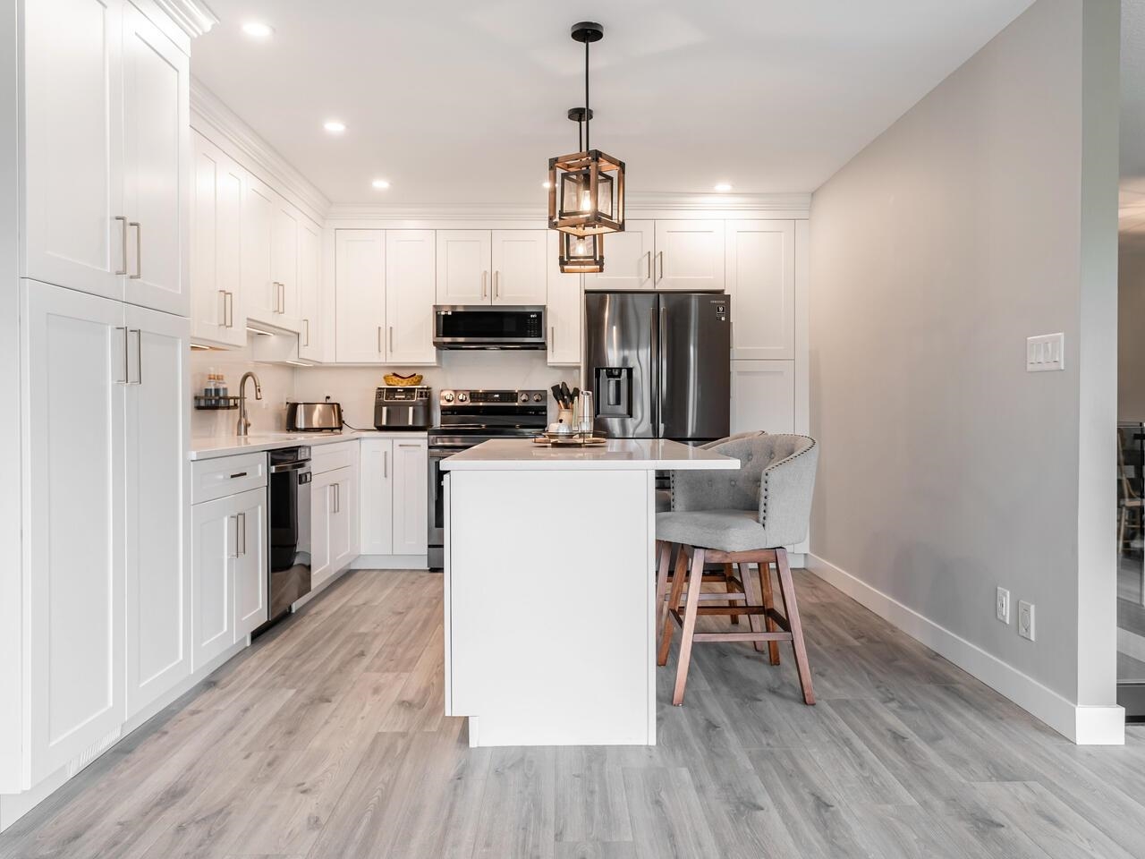 30-5051 203 Street, Langley 8