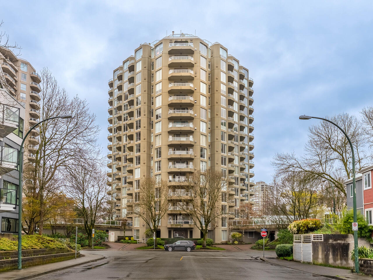 305-1135 Quayside Drive, New Westminster 2