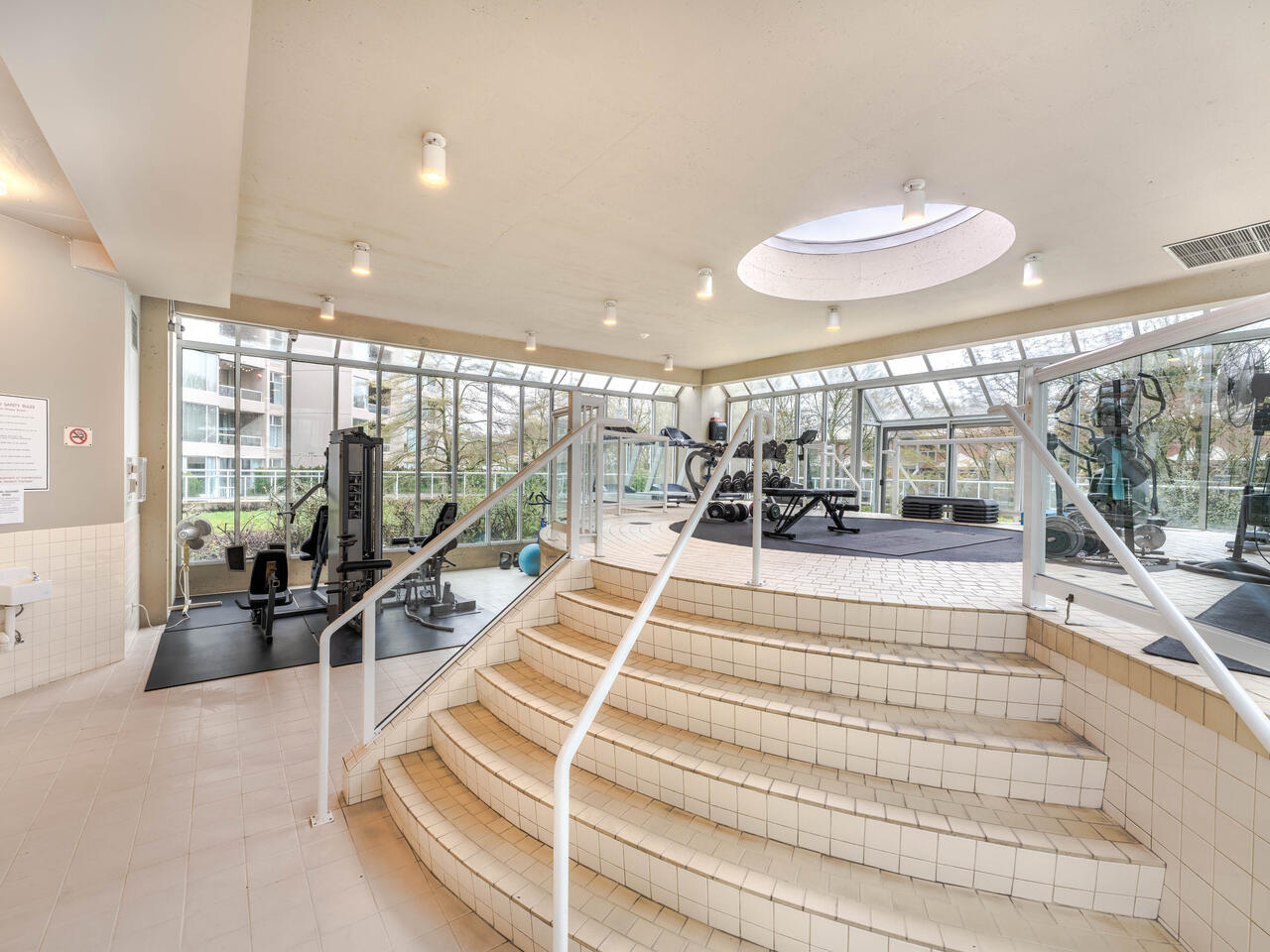 305-1135 Quayside Drive, New Westminster 20