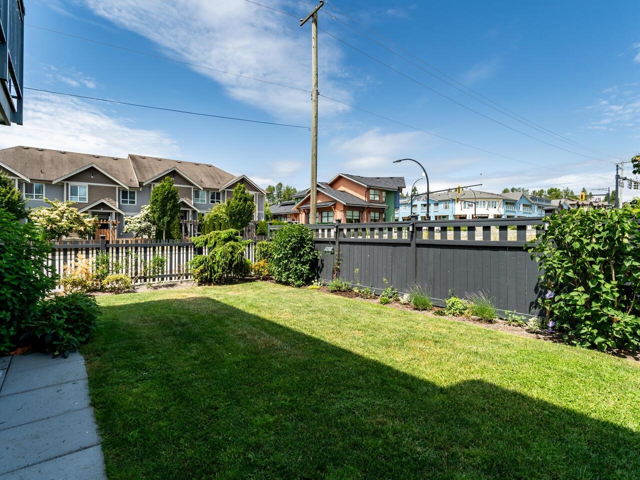 82 24076 112 AVENUE 19