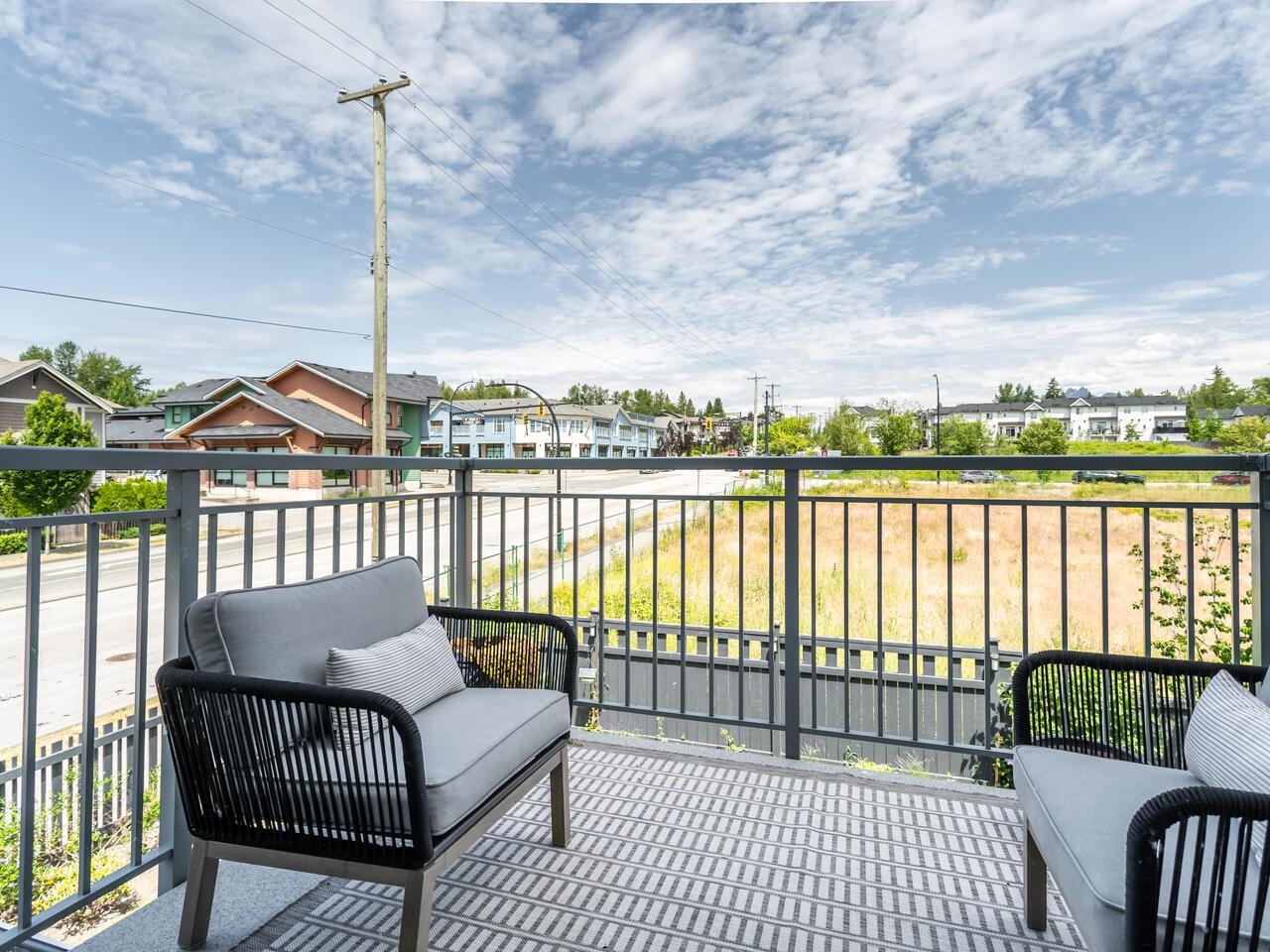 82 24076 112 AVENUE 18