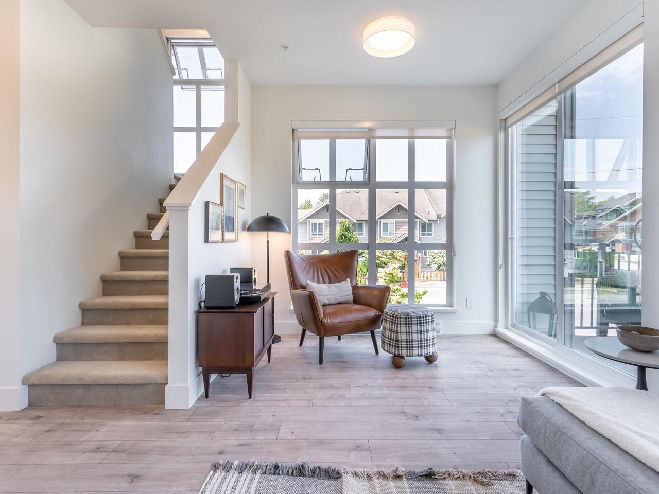 82 24076 112 AVENUE 9