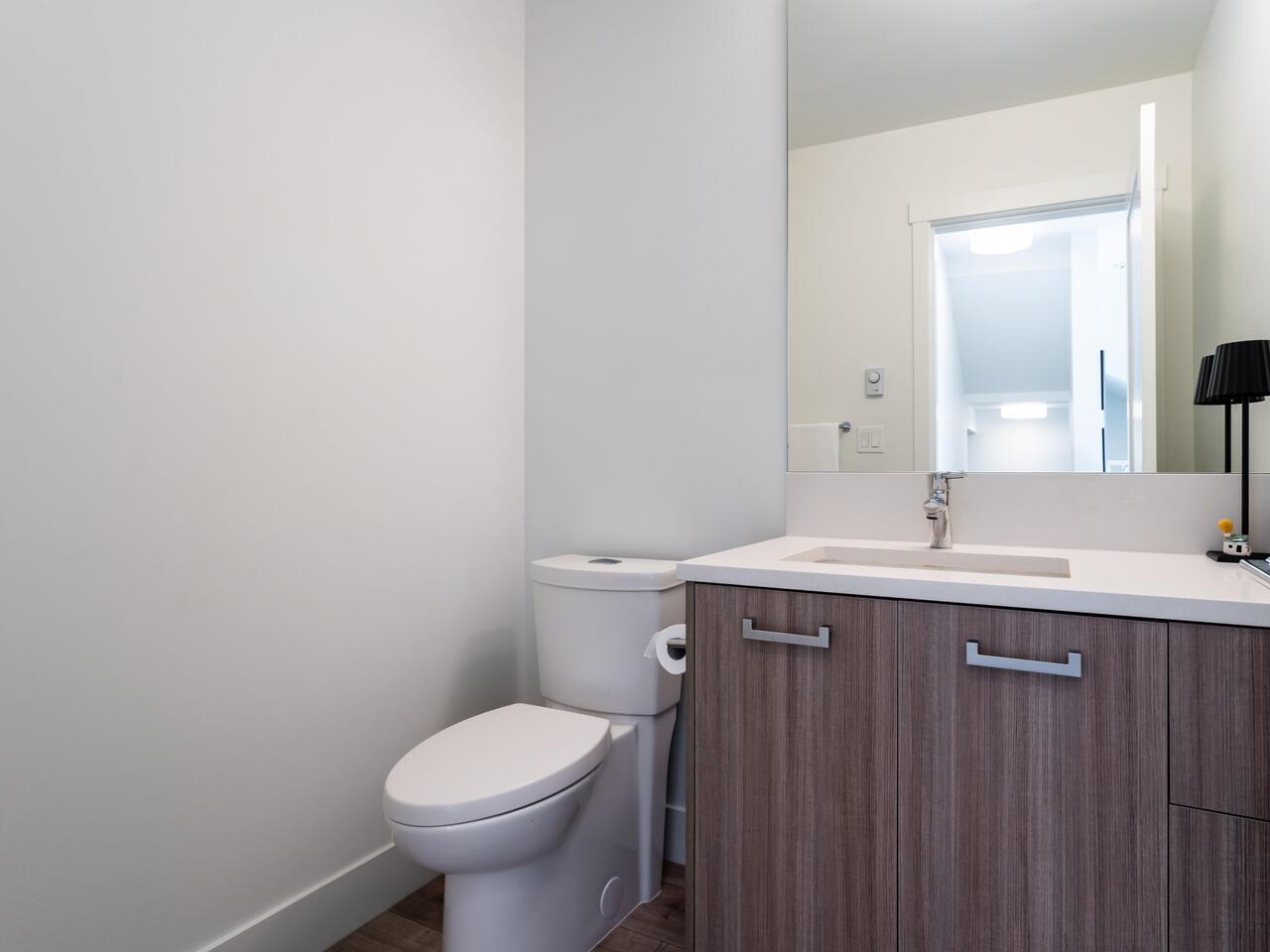 82 24076 112 AVENUE 16